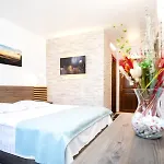Hotel Riviera